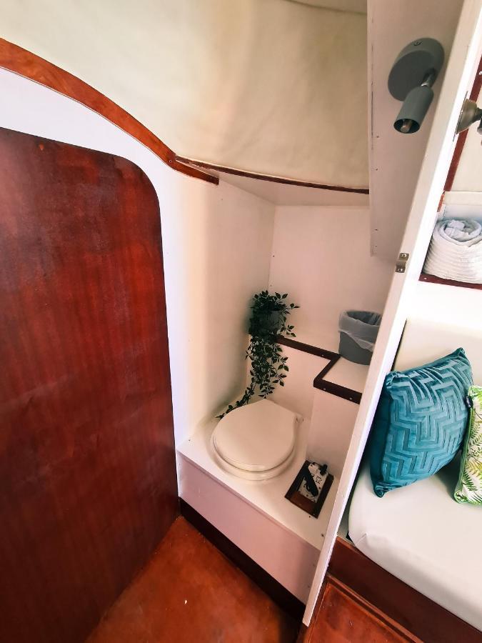 Sirius - Boat House Hotel Olhao Bagian luar foto