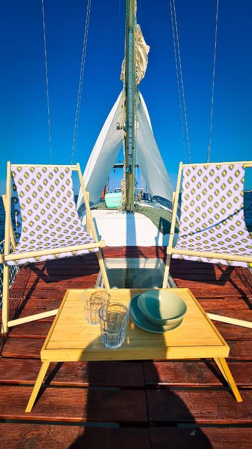 Sirius - Boat House Hotel Olhao Bagian luar foto